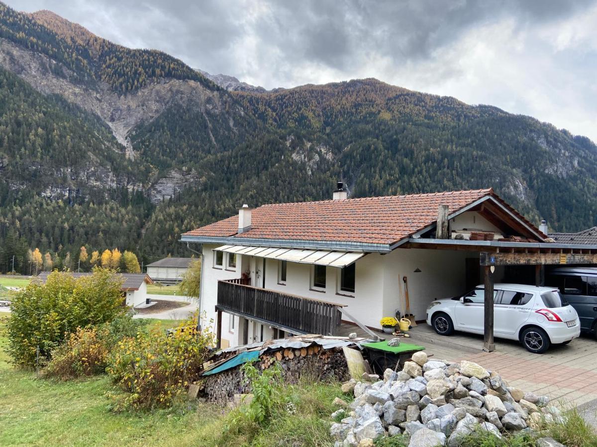 Ferienwohnung Im Herzen Graubuendens Surava 外观 照片